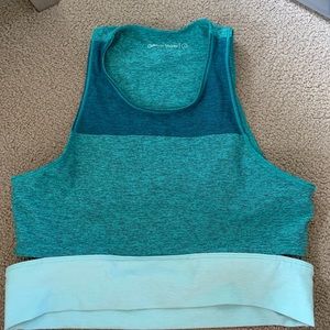 Outdoor Voices Slashback Crop Size L